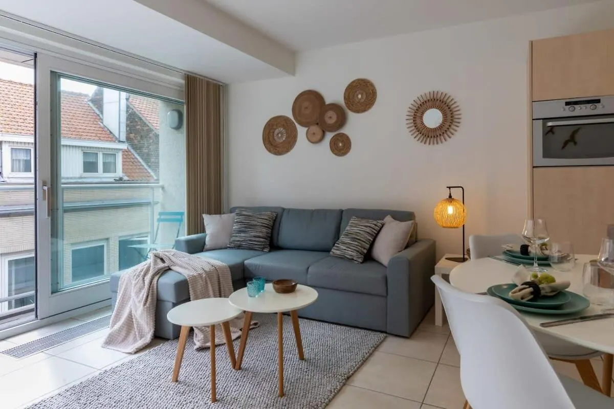 'Blue Sea' - Studio In Ostend With Private Parking Apartment 0*,  Belgium